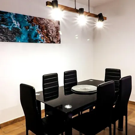 Apartment Aregoma *