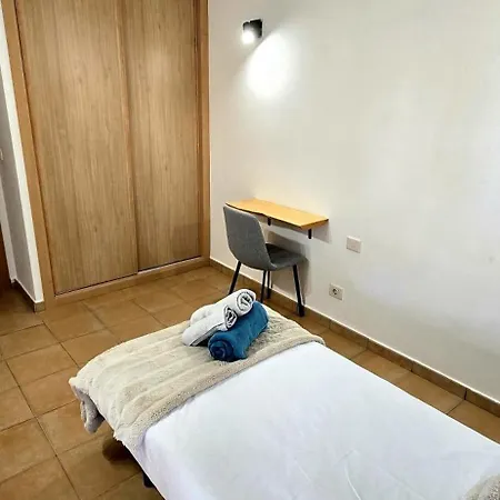 Apartment Aregoma